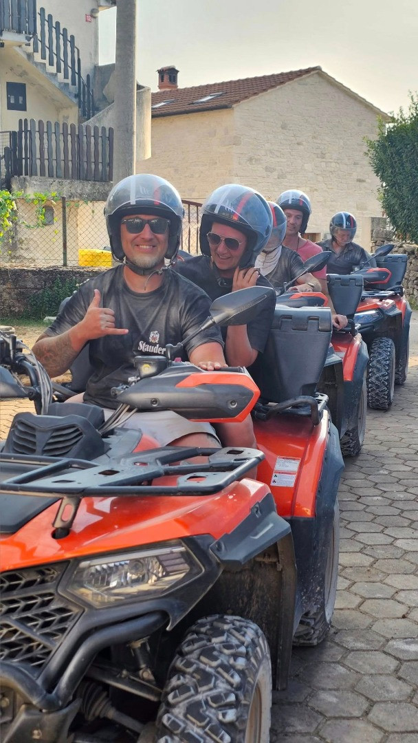 Black Radovan's - Quad Tours in Istria Žužići