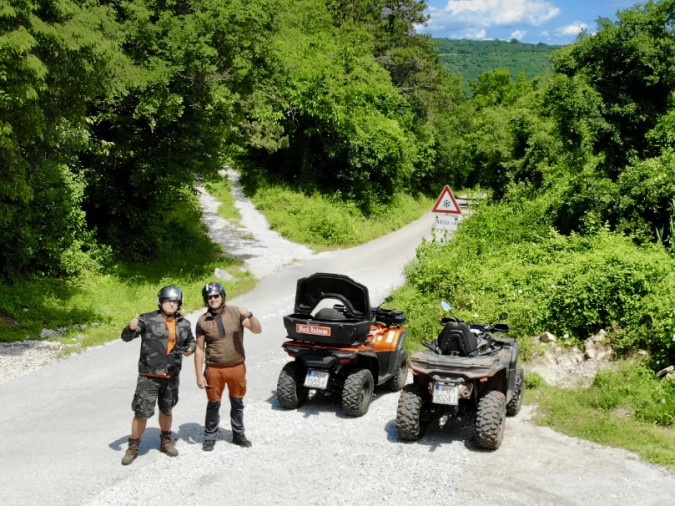 Personalizirane ili solo ture s jednim kvadom, Black Radovan's - Quad ture u Istri Žužići
